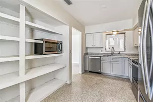 1101 81st Ave N, Saint Petersburg, FL 33702 - Photo 15