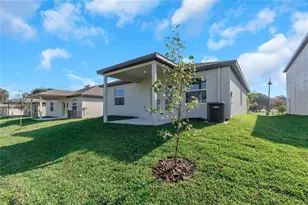 6773 Branham Mill Ct, Zephyrhills, FL 33542 - Photo 11