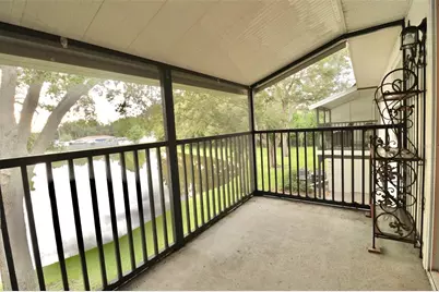 3821 N Oak Drive #J22, Tampa, FL 33611 - Photo 21