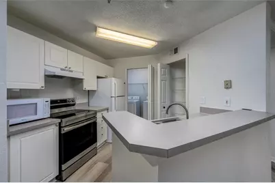 18107 Peregrines Perch Place #212, Lutz, FL 33558 - Photo 7