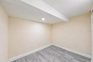 5620 1st St, Zephyrhills, FL 33542 - Photo 17