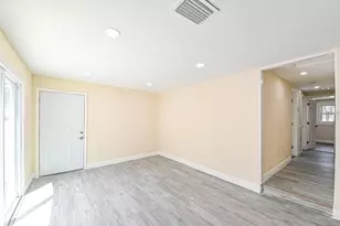 5620 1st St, Zephyrhills, FL 33542 - Photo 13