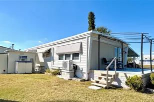 144 Americana Ct NE, Saint Petersburg, FL 33702 - Photo 27