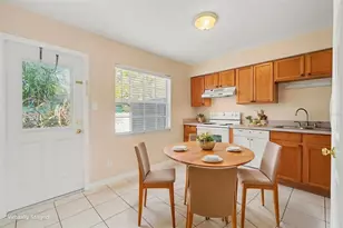 37240 Embassy Pk Ln, Dade City, FL 33525 - Photo 3