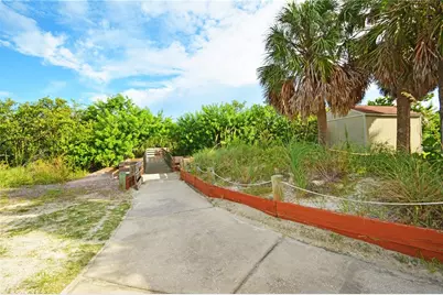 7369 Royal Palm Drive, New Port Richey, FL 34652 - Photo 41