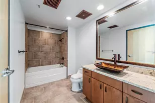 101 S 12th St, Tampa, FL 33602 - Photo 9