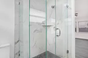 2515 W Hiawatha St, Tampa, FL 33614 - Photo 11