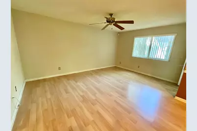 9211 Jakes Path, Largo, FL 33771 - Photo 9