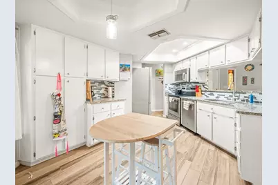 8316 Kingsdale Street, Spring Hill, FL 34608 - Photo 9