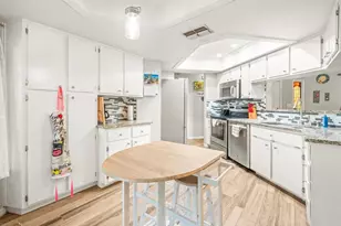 8316 Kingsdale St, Spring Hill, FL 34608 - Photo 9