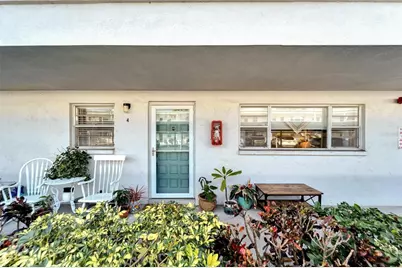 5286 81st Street N #4, Saint Petersburg, FL 33709 - Photo 3