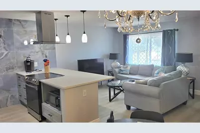 9213 Tudor Drive #103 B, Tampa, FL 33615 - Photo 3