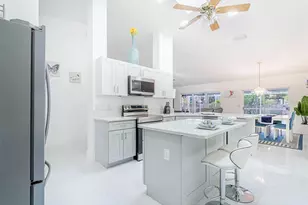 1717 Compton St, Brandon, FL 33511 - Photo 13