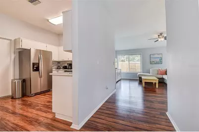 864 Franklin Circle, Palm Harbor, FL 34683 - Photo 3