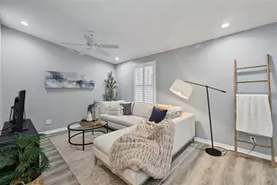 5330 Black Pine Dr, Tampa, FL 33624 - Photo 35