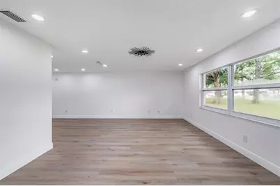 9504 W Cluster Avenue, Tampa, FL 33615 - Photo 3