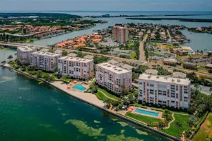 4951 Bacopa Ln S, Saint Petersburg, FL 33715 - Photo 3