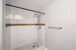 16009 Saddle Creek Dr, Tampa, FL 33618 - Photo 11