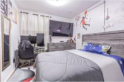 8210 Clermont Street, Tampa, FL 33637 - Photo 13