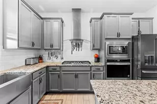 5640 Silver Sun Dr, Apollo Beach, FL 33572 - Photo 17