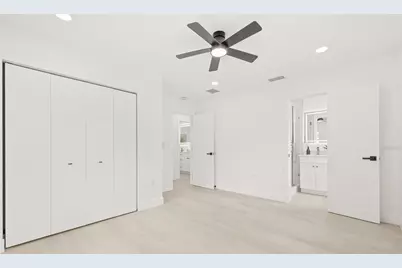 4822 W Bay Court Avenue, Tampa, FL 33611 - Photo 29