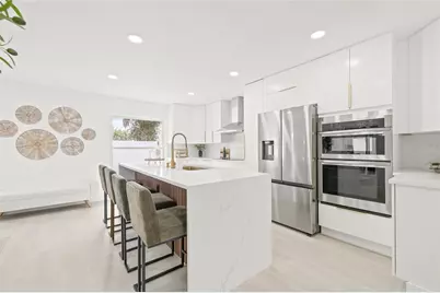 4822 W Bay Court Avenue, Tampa, FL 33611 - Photo 9