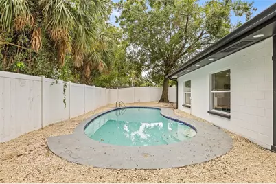 4822 W Bay Court Avenue, Tampa, FL 33611 - Photo 41