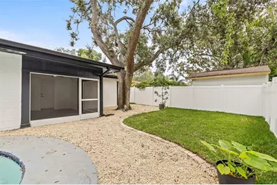 4822 W Bay Court Avenue, Tampa, FL 33611 - Photo 43