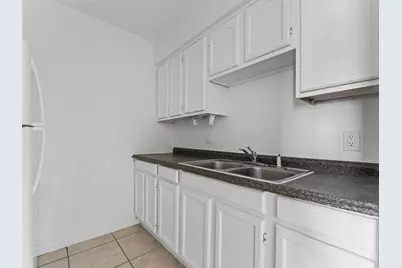 335 47th Avenue N, Saint Petersburg, FL 33703 - Photo 59