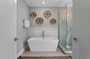 914 N Newport Ave, Tampa, FL 33606 - Photo 27