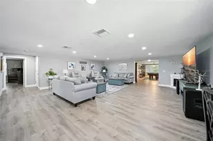 8248 Tanglewood Dr, New Port Richey, FL 34654 - Photo 9