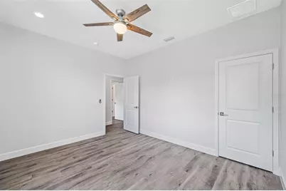 14808 Lake Magdalene Circle, Tampa, FL 33613 - Photo 27