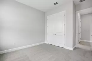 13705 Iona Ave, Palmetto, FL 34221 - Photo 23