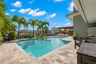 2133 Harbor View Dr, Dunedin, FL 34698 - Photo 51