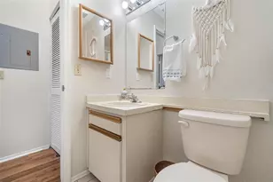 4778 Palermo Ct NE, Saint Petersburg, FL 33703 - Photo 9