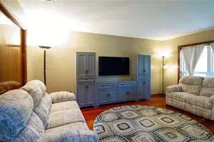 1357 Dinsmore Ct, New Port Richey, FL 34655 - Photo 9