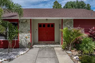 35349 Perch Dr, Zephyrhills, FL 33541 - Photo 9