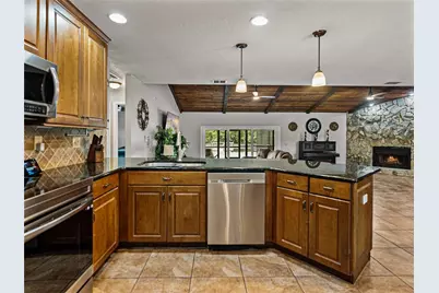 35349 Perch Drive, Zephyrhills, FL 33541 - Photo 23