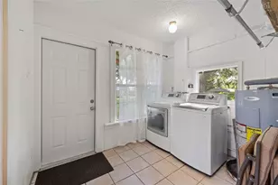 5300 7th Ave N, Saint Petersburg, FL 33710 - Photo 17