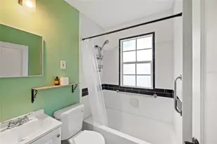 5300 7th Ave N, Saint Petersburg, FL 33710 - Photo 11