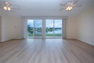 1715 Danbury Dr, Sun City Center, FL 33573 - Photo 11