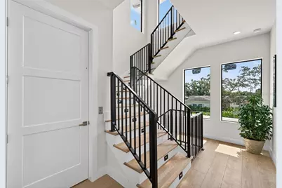 1935 Shore Acres Boulevard NE, Saint Petersburg, FL 33703 - Photo 23