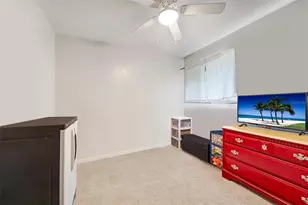 1112 Longfellow Rd, Sarasota, FL 34243 - Photo 35