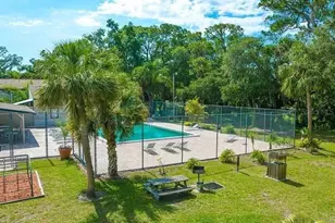 1112 Longfellow Rd, Sarasota, FL 34243 - Photo 47