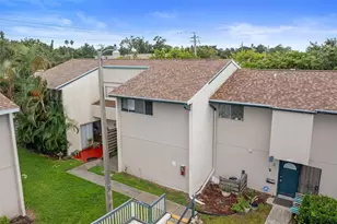 1112 Longfellow Rd, Sarasota, FL 34243 - Photo 45