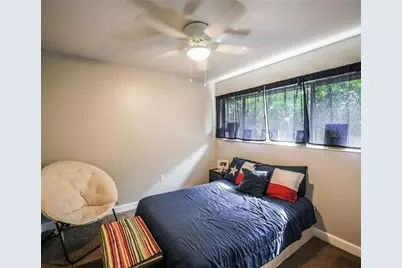 1112 Longfellow Road, Sarasota, FL 34243 - Photo 37