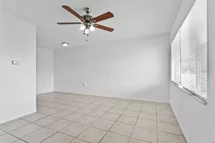 335 47th Ave N, Saint Petersburg, FL 33703 - Photo 53