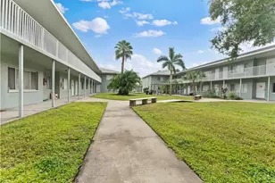 335 47th Ave N, Saint Petersburg, FL 33703 - Photo 5