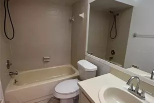 15308 E Pond Woods Dr, Tampa, FL 33618 - Photo 15