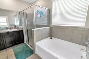 528 Ocean Spray Dr, Ruskin, FL 33570 - Photo 17